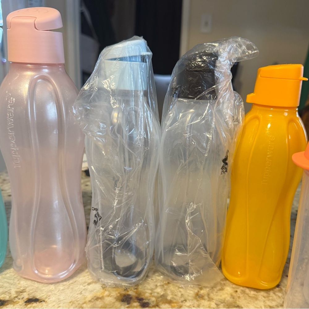 Tupperware Eco Water bottles - Picture 3 of 3